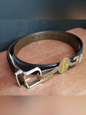 Tommy Bahama Marlin Logo Men's Reversible Dress Belt 38/40